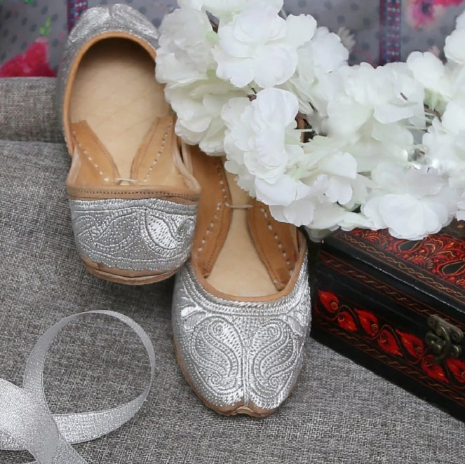 Premium Zarri Khussa Collection