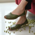 Ladies Front Open Cat Style Khussa - Image 4