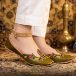 Ladies Kashmiri Khussa - Image 3